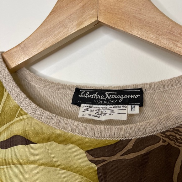 Rare SALVATORE FERRAGAMO silk short sleeve top M - Picture 5 of 13